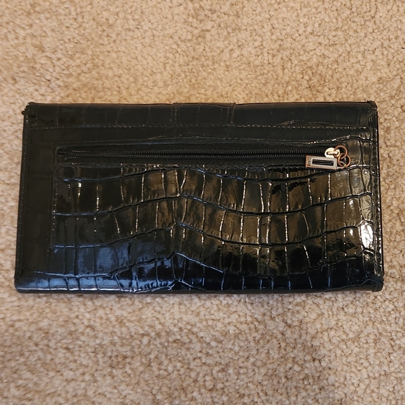 Used Vintage Guess Wallet - Picture 4 of 4